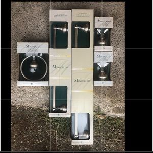 Monticello Bathroom Sets